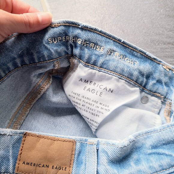 American Eagle AEO Light Blue Wash Super High Rise Straight Leg Jeans - 0 Short - Picture 6 of 9